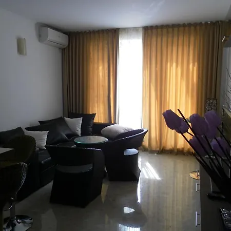 Apartment Crystal